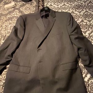 Jos A Banks 56 R Grey Herringbone Signature Suit